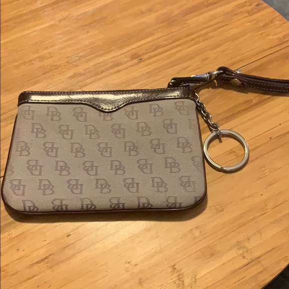 Wristlets - Picture 5 of 6